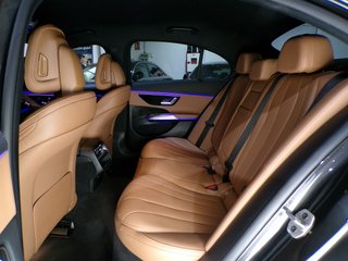Mercedes-Benz Clase E 220d AMG Line 05/2025