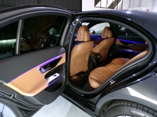 Mercedes-Benz Clase E 220d AMG Line 05/2025