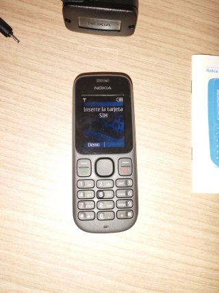 Nokia 100 Vodafone