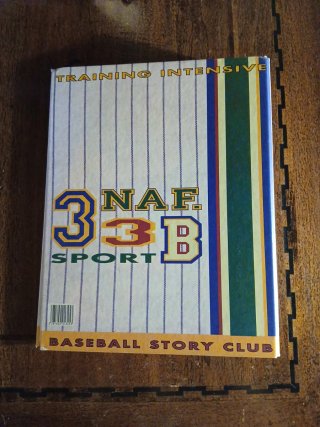 Quadernone ad anelli NAF NAF Baseball anni 90