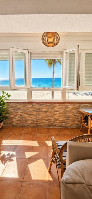 Piso frontal al mar – 4 dormitorios