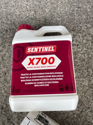 Sentinel X700 Biocida Líquido Limpiador