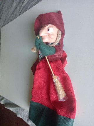 Bruja Kinder
