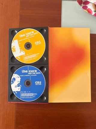 The Cure Join the Dots 4 CDs + Libro