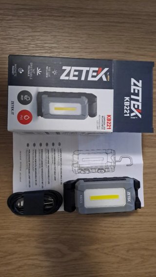 Lampada LED ricaricabile ZETEK KB221