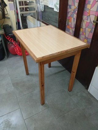 Mesa de Pino Maciza