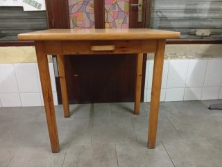 Mesa de Pino Maciza