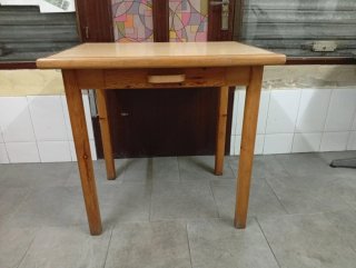 Mesa de Pino Maciza