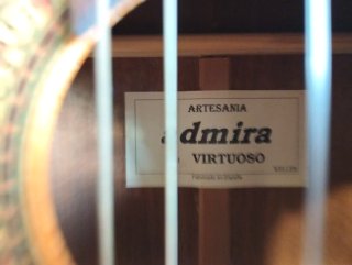 Guitarra Admira virtuoso con funda, y soporte