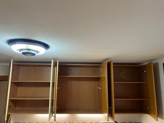 Mueble alto de cocina. Son 4 armarios.