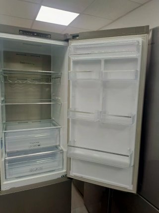 Nevera combi Samsung 200/60cm A+++ con garantia