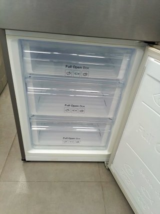 Nevera combi Samsung 200/60cm A+++ con garantia