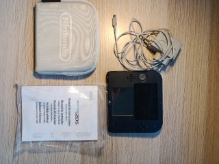 Nintendo 2DS Edición Especial Super Mario Bros 2