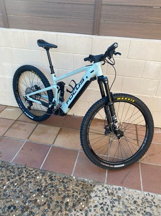 Bicicleta Eléctrica MTB Focus