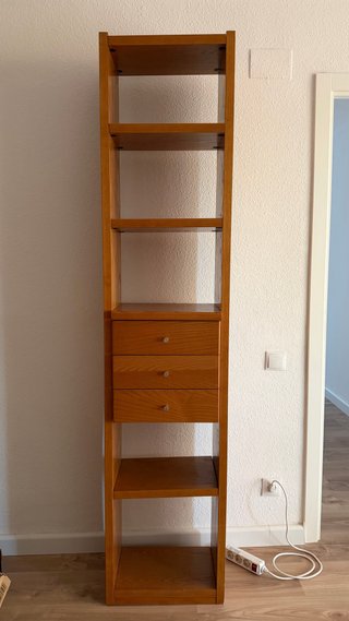 Estantería Alta de Madera con 3 Cajones
