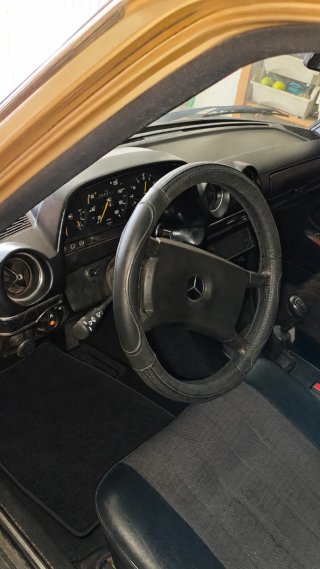 Mercedes-Benz 300D 1980