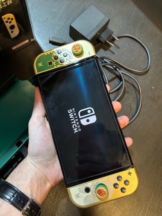 Nintendo Switch OLED Edición Zelda