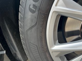 Llantas Audi y ruedas goodyear 4 season