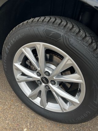 Llantas Audi y ruedas goodyear 4 season