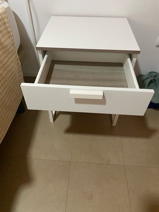 Mesitas de noche blanca