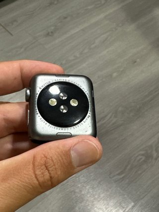 Apple Watch Series 3 42mm Space Gray para piezas.