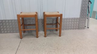Taburetes de madera y mimbre (2 unidades)