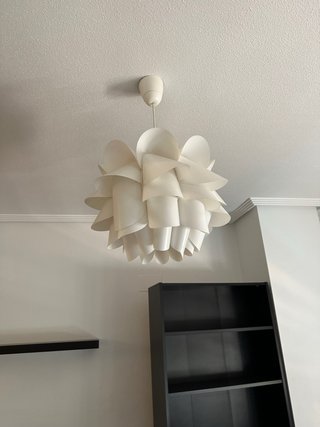 Lámpara de Techo Blanca Dispongo de 3 lamparas.