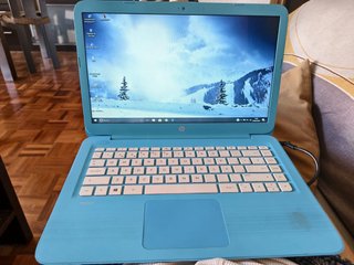 Portátil HP Stream 14-ax0XX Azul y cargador