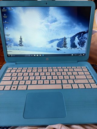 Portátil HP Stream 14-ax0XX Azul y cargador