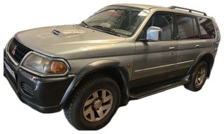 Mitsubishi Montero 2000