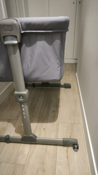 Cuna colecho Chicco Next2Me Essential Gris
