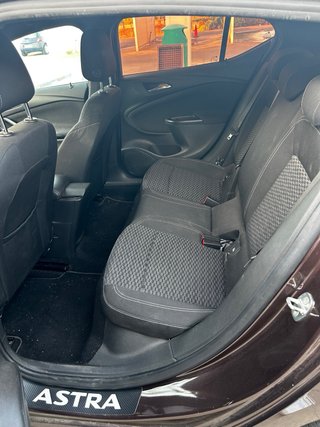 Opel Astra 2016