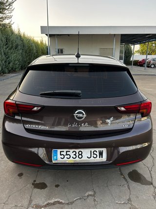 Opel Astra 2016