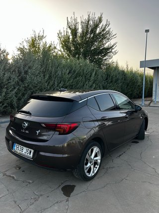 Opel Astra 2016