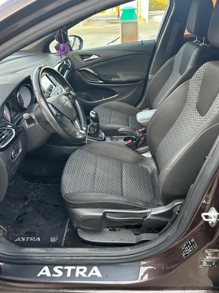 Opel Astra 2016