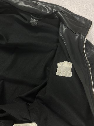 Chaqueta Adidas Originals Chile 62 negra brillante