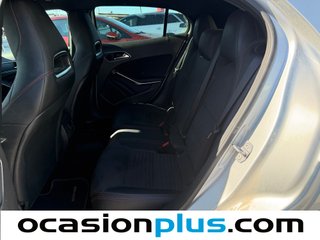 Mercedes-Benz GLA 180 90 kW (122 CV)