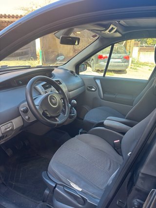 Renault Grand Scenic 2007 7 plz etiqueta C
