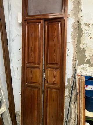 Puerta de Madera de Mobila
