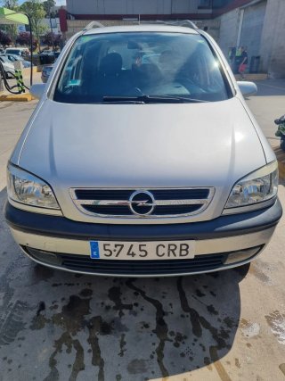 Opel Zafira 2004
