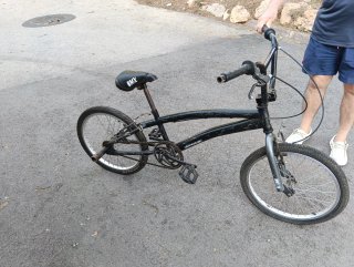 Bicicleta BMX Negra