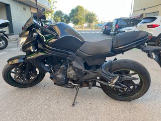 Kawasaki ER-6n Naked