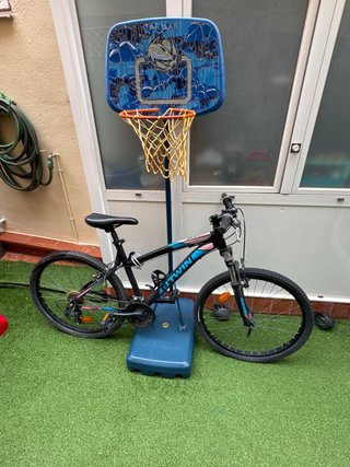 Bicicleta BTWIN de adulto