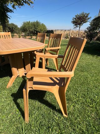Conjunto jardín Grosfillex: Mesa y 8 sillones