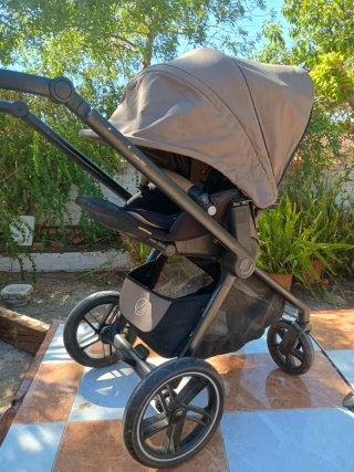 Carrito Jane Muum con Patinete y Accesorios