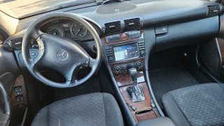 Mercedes-Benz Clase C 2004