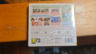 Caja del Videojuego Yo-kai Watch 2 Carnanimas 3DS