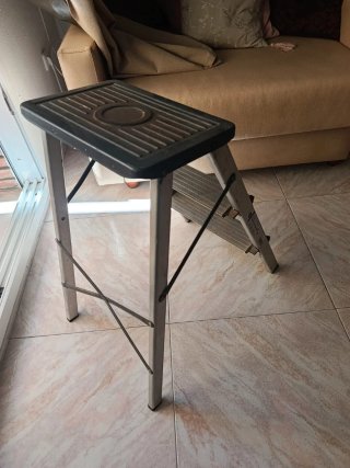 Escalera de Aluminio de 3 peldaños