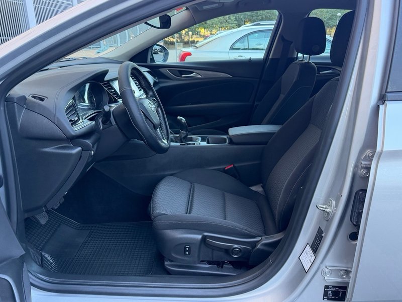 Opel Insignia 2019, foto 5