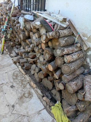 3000 Kilos de Leña